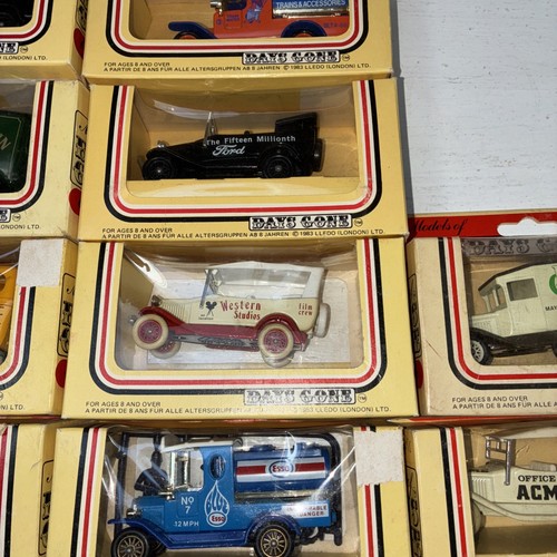 VINTAGE Models of Days Gone by Lledo Collection Of 20 Vehicles NIB - Picture 5 of 8