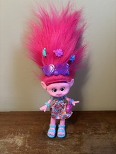 DreamWorks Trolls Band Together Hairsational Reveals Queen Poppy Fashion Doll
