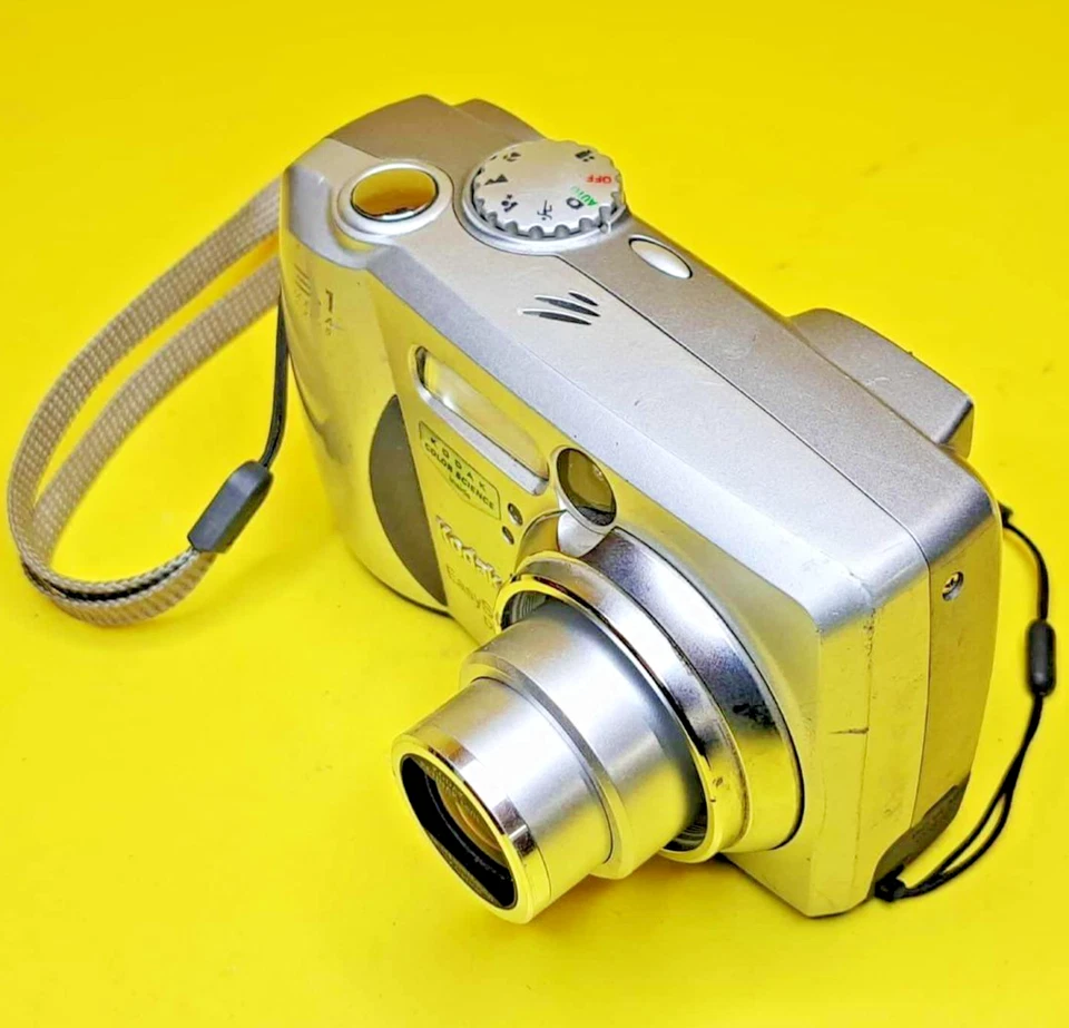 KODAK EASYSHARE DX4330 3.1MP DIGITAL CAMERA 3X OPTICAL ZOOM COMPACT POINT&SHOOT - Image 4 of 4