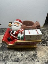 YANKEE CANLE Santa in Sleigh Countdown to CHRISTMAS Votive HOLDER 