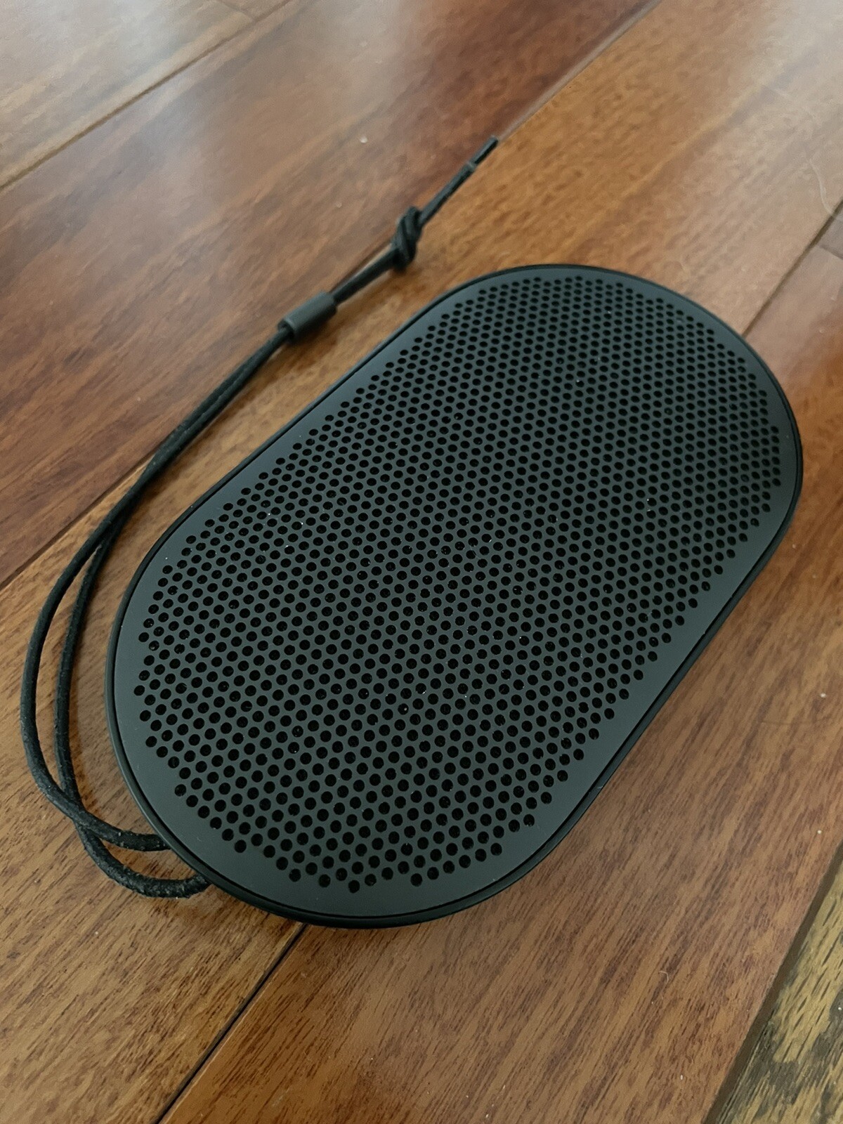 saint laurent b&o speaker
