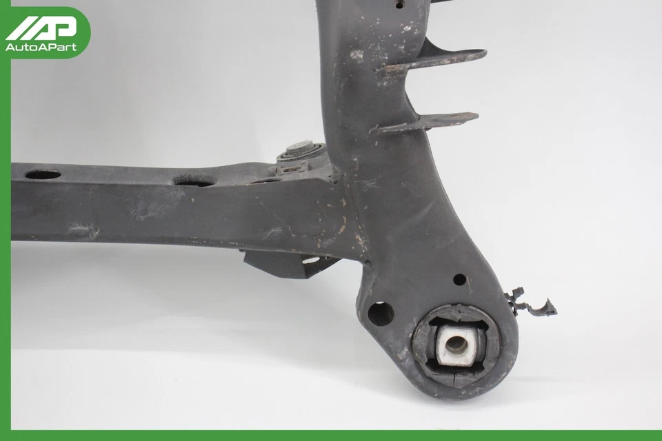 ✅ 06-13 BMW E90 335d 128i eje trasero subchasis travesaño portaaviones 3331678371 OEM Foto 4 de 4