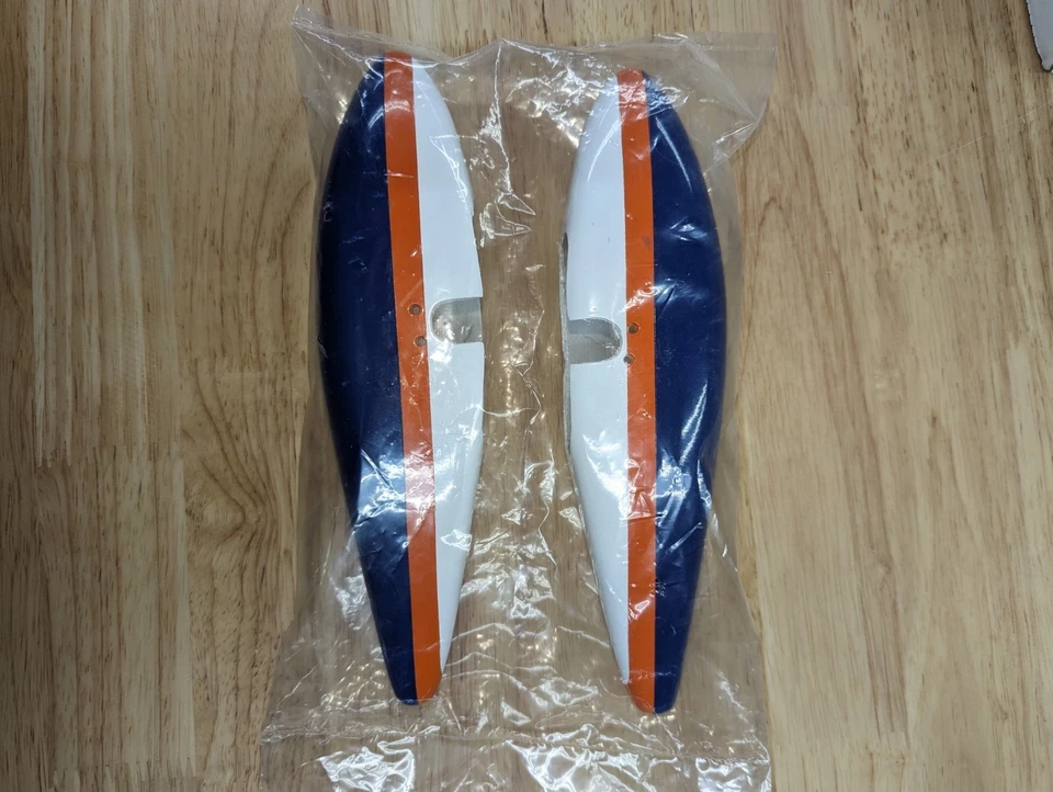 Escapade .61 ARF Wheel Pants Only. #GPMA4141. New in Original Bag. R/C Airplane. - Image 2 of 4
