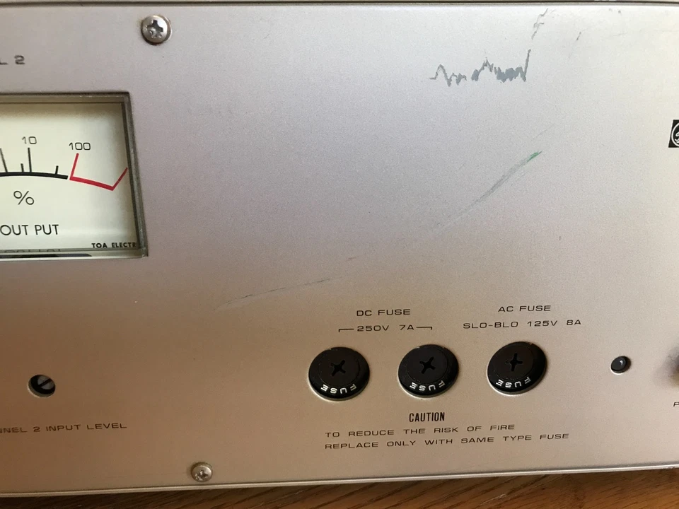 TOA P-2122 Stereo Power Amplifier - Image 4 of 4