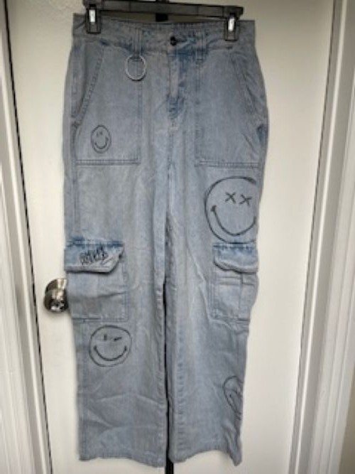 Smiley World - Denim Cargo Jeans - Wide Leg - Size 1
