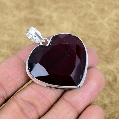 Natural Mozambique Garnet Gemstone Pendant 925 Sterling Silver Heart Jewelry