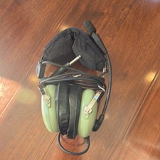 David Clark Green Over-Ear Aviation Headset Double Earpiece Boom Mic 3.5mm Jack