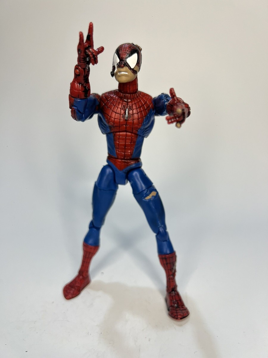Marvel Spider-Man Classics BATTLE RAVAGED DAMAGED SPIDERMAN loose