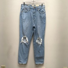 Universal Thread Womens Light Distressed High Rise 90s Vintage Straight Jeans 6