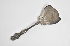 Sterling Silver R Wallace & Sons Irian Pattern Pastry Serving Spoon *39