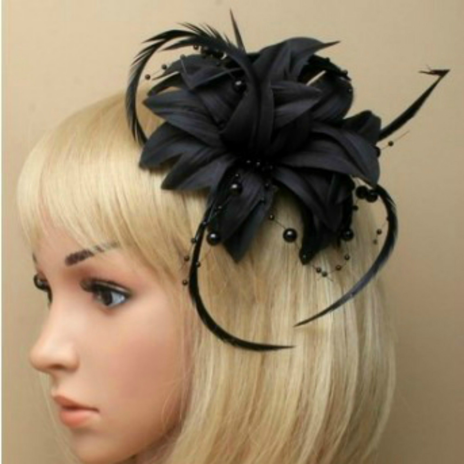 Купить Black Beaded Feather Fascinator 