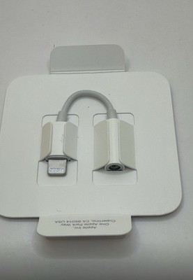 GENUINE💯Apple Lighting to Aux Headphone Jack Adapter