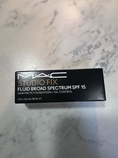 MAC STUDIO FIX FLUID SPF 15 NC25 - 1fl oz/30mL - NIB