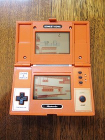 NINTENDO Donkey Kong Game and Watch in Excellent Condition (DK-52) 1982