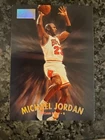 1997-98 Skybox Premium - Michael Jordan #29