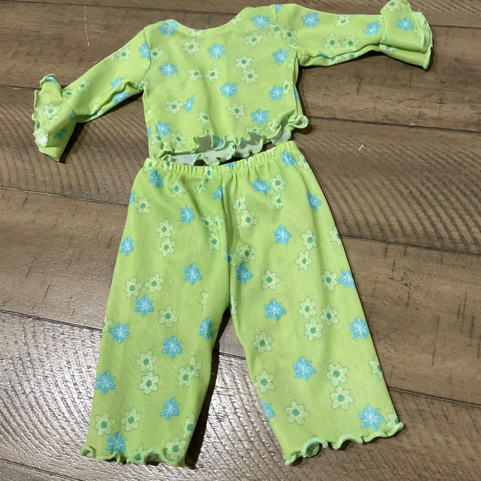 2004 American Girl Of Today Bell Sleeve Flower PJs Doll Outf