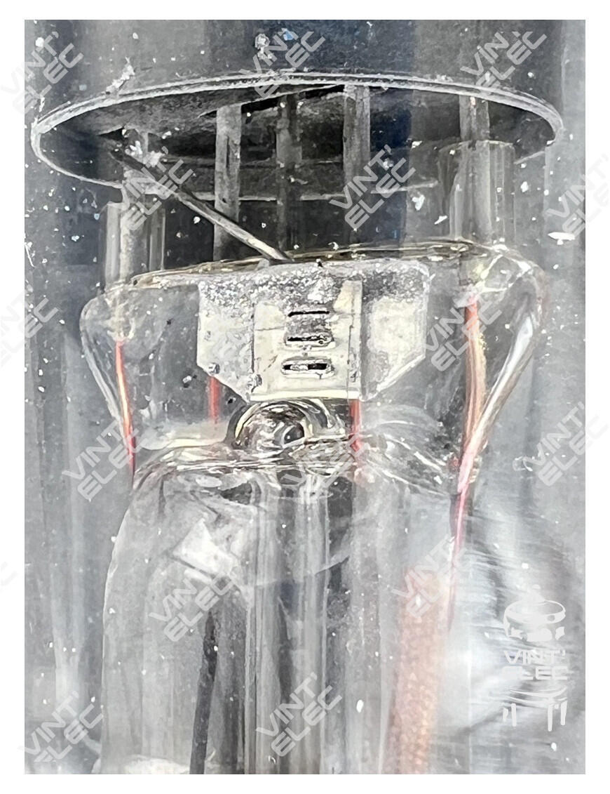 Foto 2 di 2