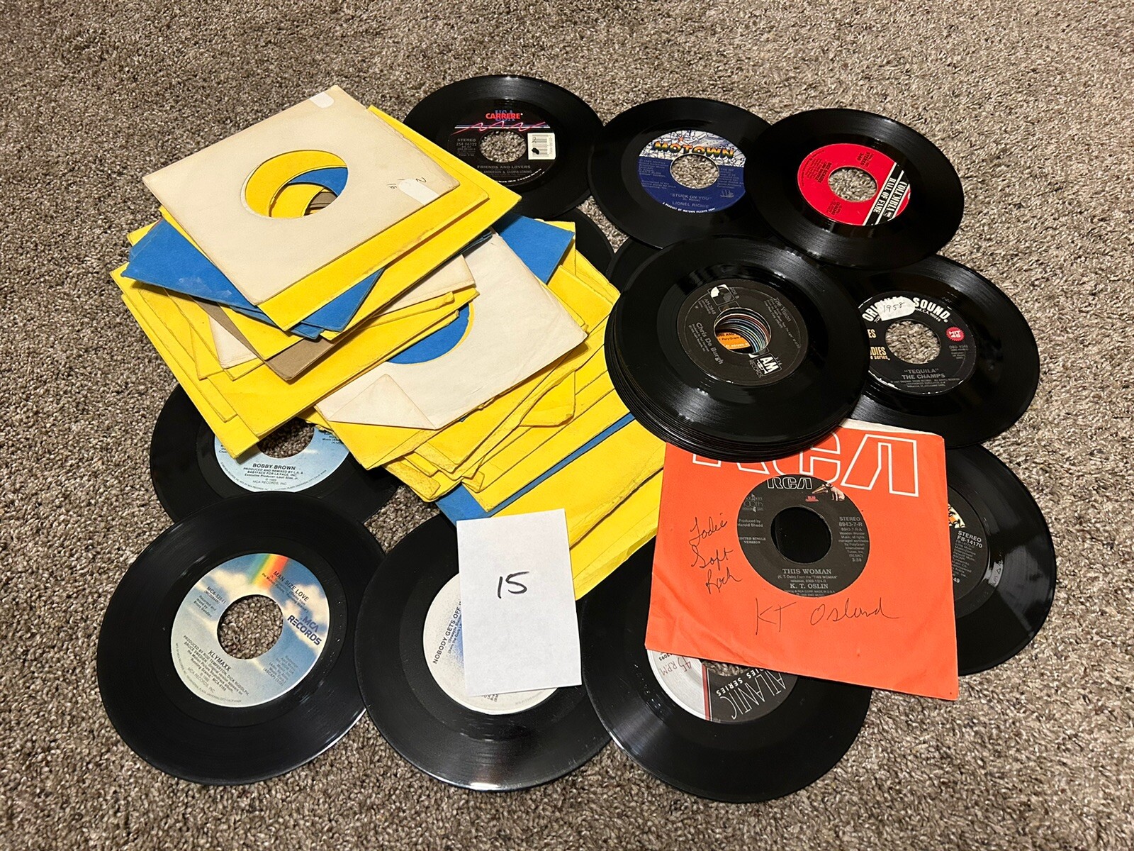 LOT OF 30 VINYL RECORDS 45 RPM  Rock, Pop, Country, R&B 70s-90s READ (15)-image