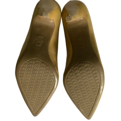 Michael Kors Pumps beige Lackleder Absatz - spitz zulaufend mit kleinen Flecken 10 M - Bild 3 von 9