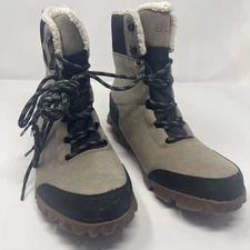 BOGS Boots Women’s 9, 40 Arcata Leather Mid Urban Waterproof Lined Winter Boot