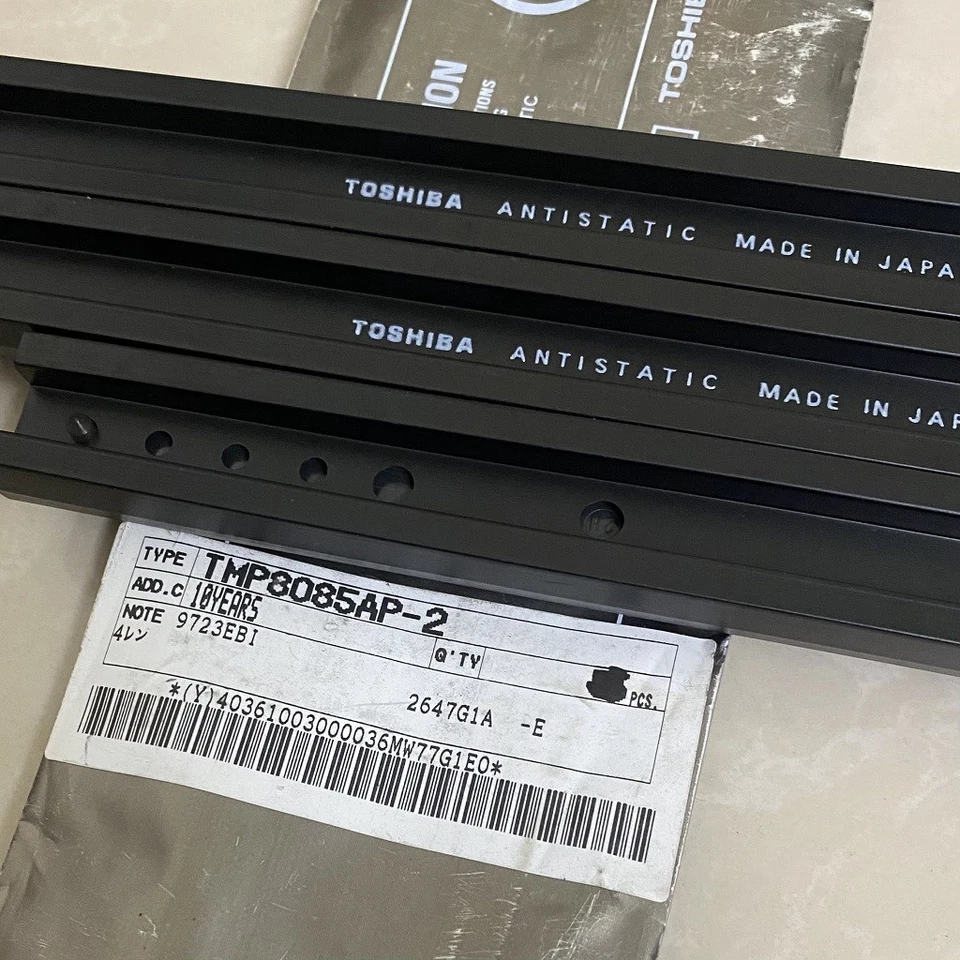 Toshiba TMP8085AP-2 CPU Plastic DIP40 5MHz 5V 8085 8-bit HMOS Processor - Image 4 of 4