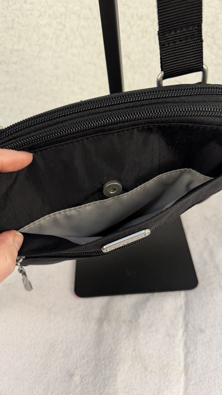 Baggallini Double Zip Black Medium Crossbody Bag … - image 5