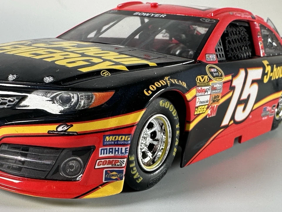 Clint Bowyer #15 5-hour ENERGY 2013 Camry Elite 1 of 108 RCCA 1:24 - Image 4 of 4