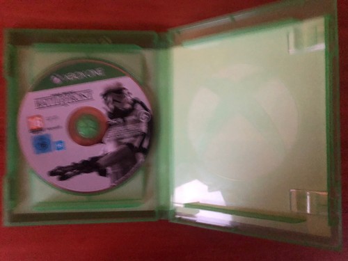 Xbox One Game Bundle: Halo 5: Guardians, Star Wars Battlefront, Battlefield 4 - Picture 4 of 5