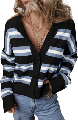 EVALESS Black Stripe Cropped Knit Cardigans  Womens Medium