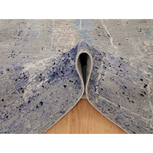 Alfombra anudada a mano de lana y seda de 7'9""x10'3"" diseño abstracto con blues suave R58026 - Imagen 6 de 12