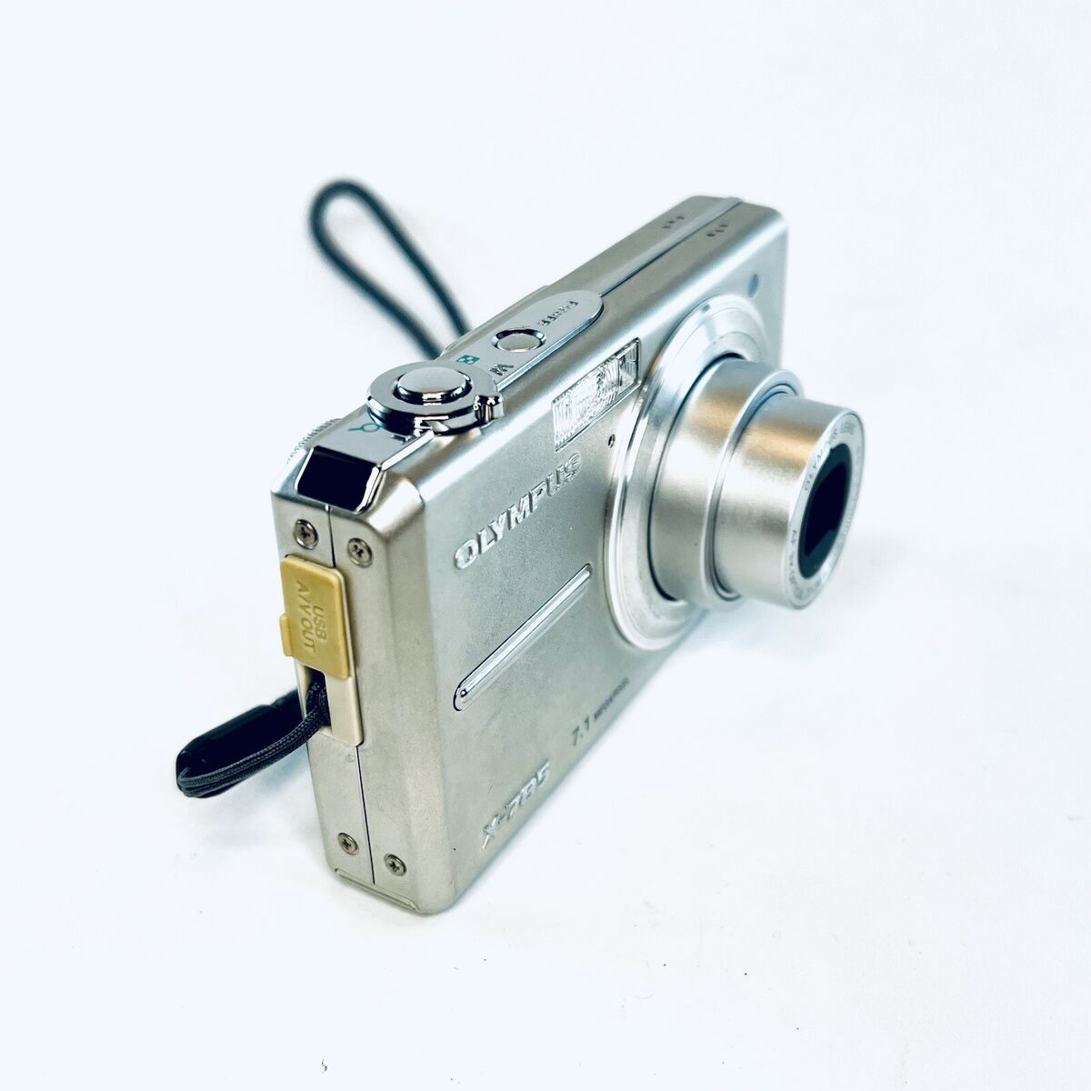 Olympus X-785 Compact Digital Camera 7.1MP, Silver - SHIPS Olympus X-785 Compact Digital Camera 7.1MP, Silver - SHIPS