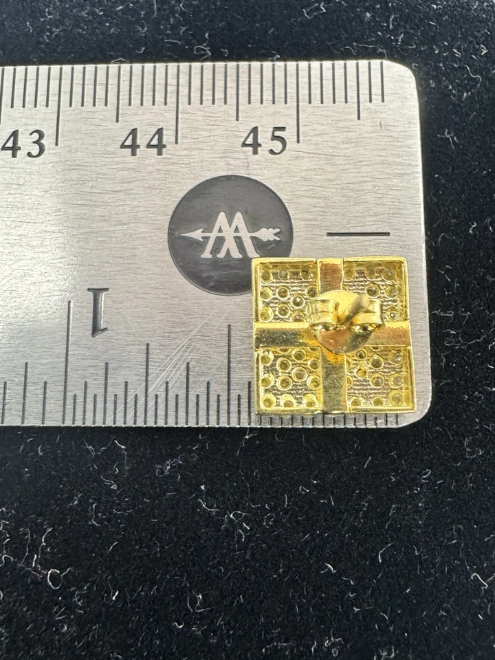 Brincos de moissonita folheados a ouro com tiras - Imagem 4 de 4