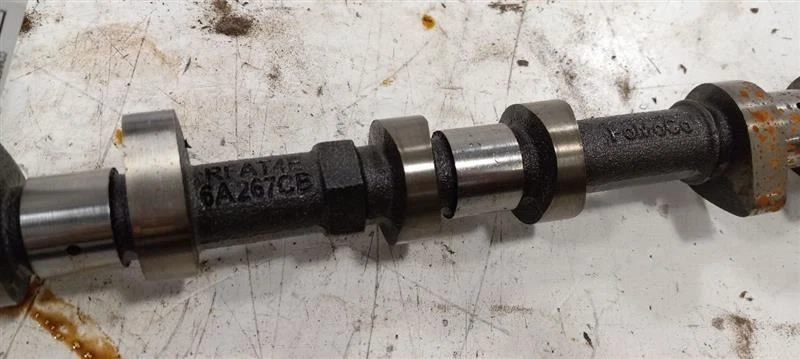 Árbol de levas culata motor Ford Taurus 2013 2014 2015 2016 Foto 3 de 4