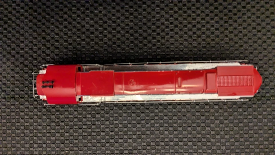 Tyco HO Alco 430 diesel, Silver Streak #4301, Runs/pulls great. New hand rails. - Image 3 of 4