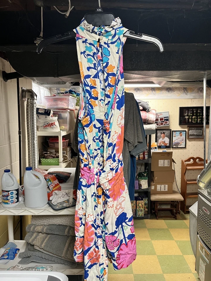 Romper Rachel Roy floral gola alta tamanho XS - Imagem 2 de 4