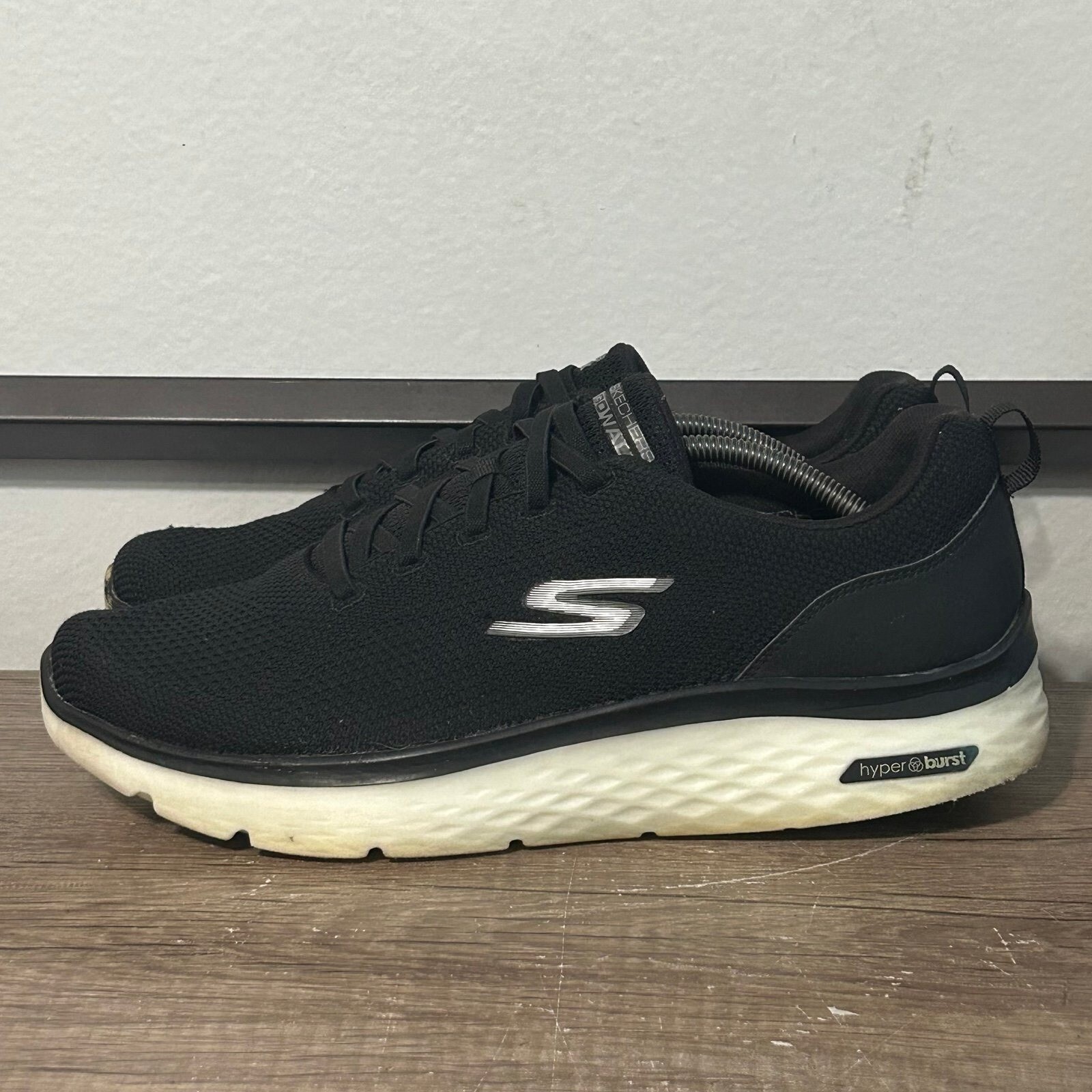 Skechers Go Walk Hyper Burst Nanocore Men’s Athletic Shoes Size 12 Black