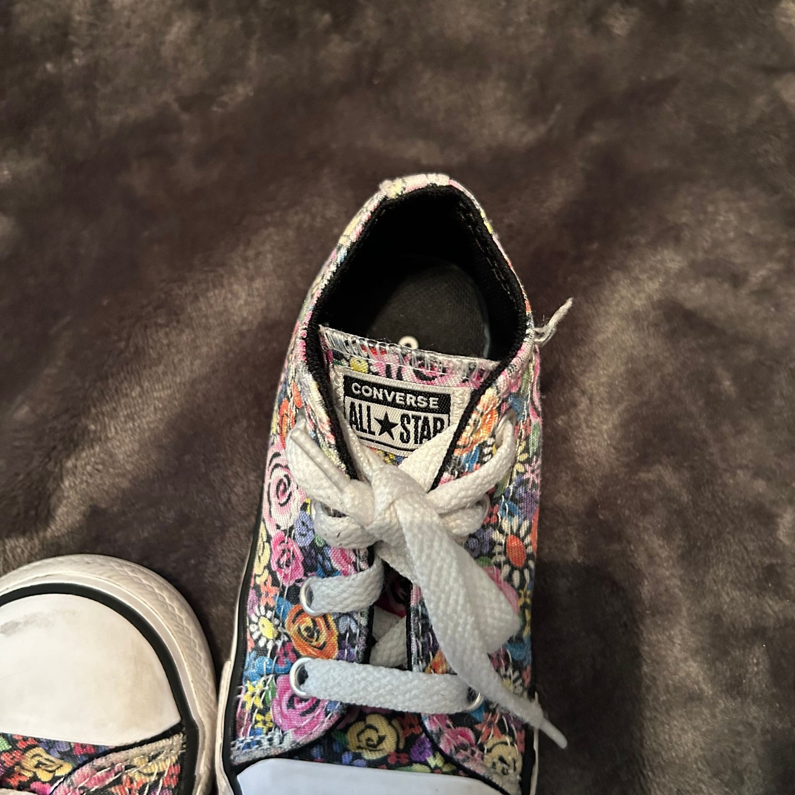 Converse Chuck Taylor All Star Infant Toddler Floral Low Top Sneakers Size 8 thumbnail 6