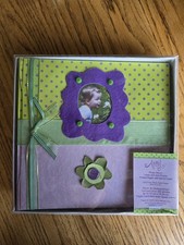 Cute 200-Pocket Photo Album 4 X 6  "April" Brand New