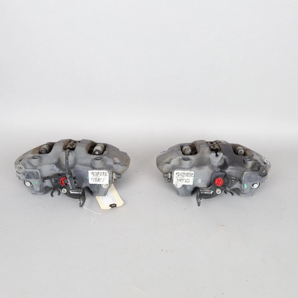 2011-2018 Porsche Cayenne Rear Brake Calipers Brembo Black 95835242301 OEM Used - Image 4 of 4