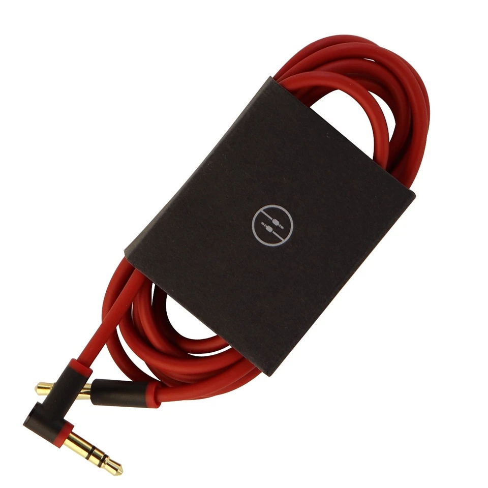 Cable de audio Beats by Dr. Dre (MHE12G/A) 4,5 pies para conector de audio de 3,5 mm - rojo Foto 2 de 3