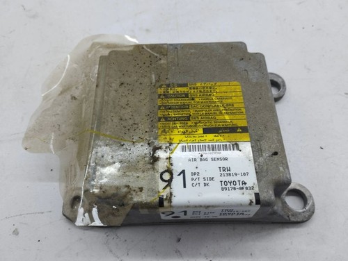 Toyota Corolla Verso AR10 2006 SRS Steuergerät 213819107 AMD155700