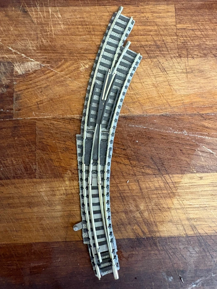 Fleischmann 9141R Curved Point Right R1 R2 N Gauge VGC - Image 1 of 1