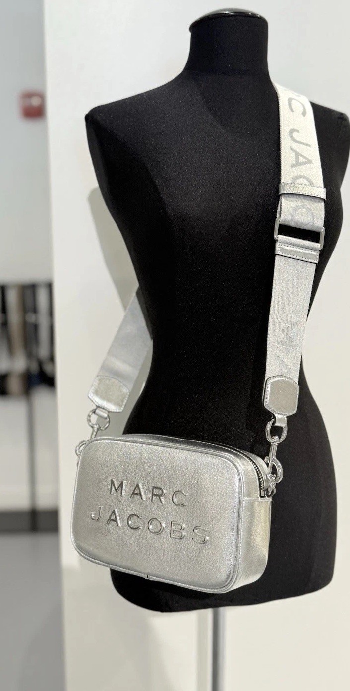 NWT Marc Jacobs flash camera bag - silver (only One New )