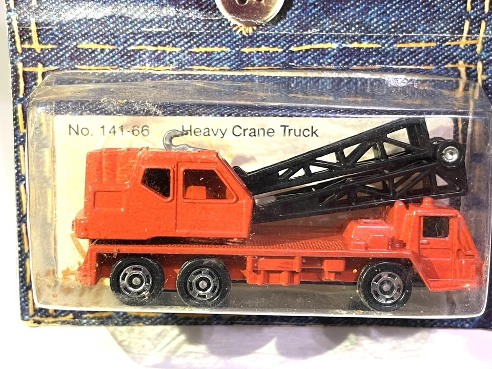 Coches de bolsillo Tomica Vintage 1974 n.º 141-66 grúa pesada en blister nuevos Foto 2 de 4