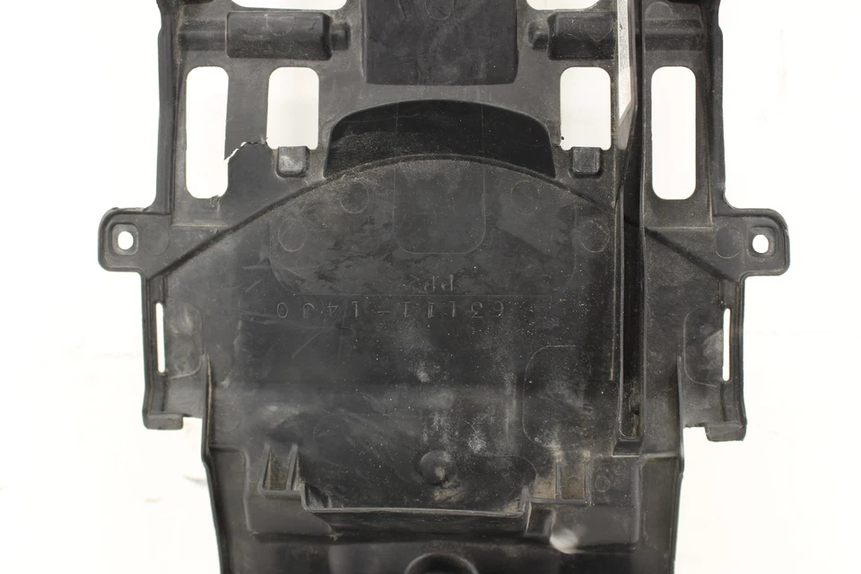 2015 Suzuki Gsxr750 Oem Rear Back Tail Undertail Battery Tray Plastic Foto 3 de 4