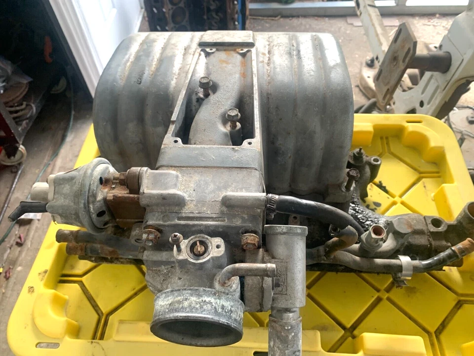 87-93 福特 MUSTANG 5.0 小时 UPPER + LOWER INTAKE MANIFOLD + THROTTLE 身体 86 — 第 2/4 张图片