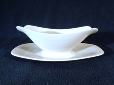 Iroquois Ben Seibel Bridal White Gravy Boat with Attached Underplate