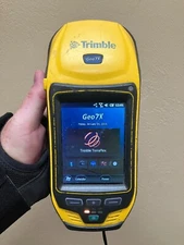 Trimble Geo 7X handheld GPS is in Great condition and functions normally, 100%