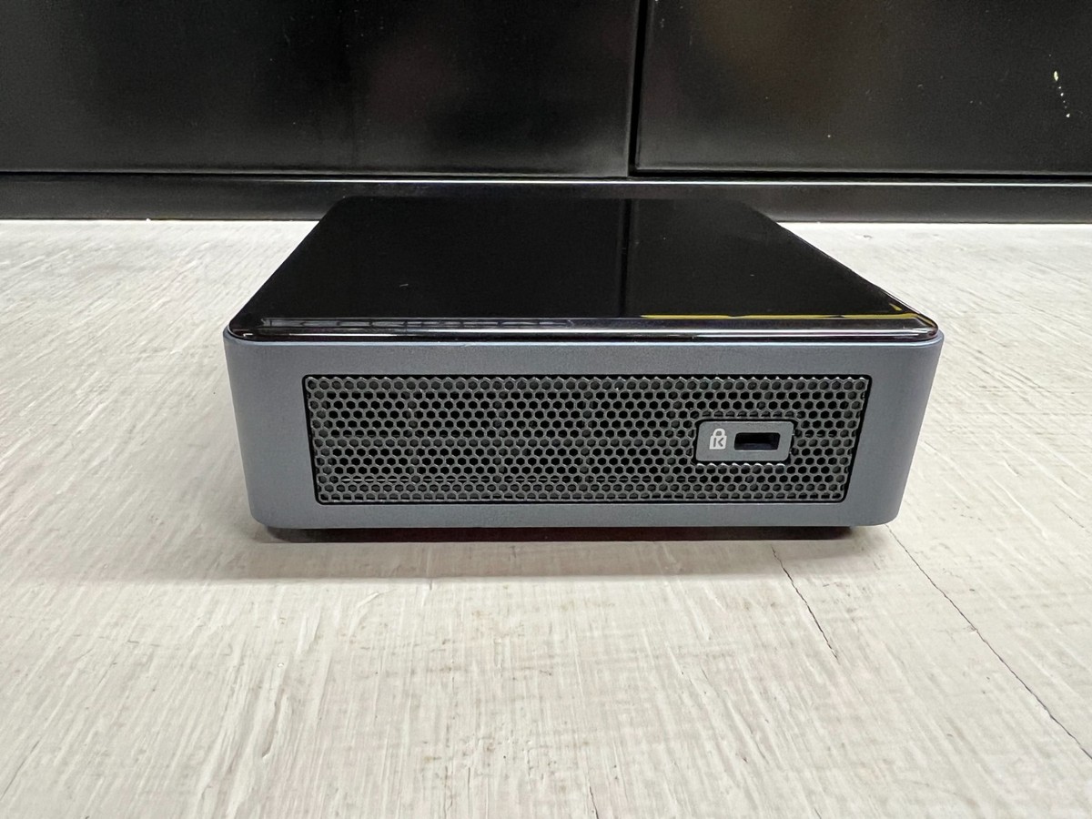 Intel NUC10i7FNK Mini PC i7-10710U 16GB RAM 512GB SSD Windows 11