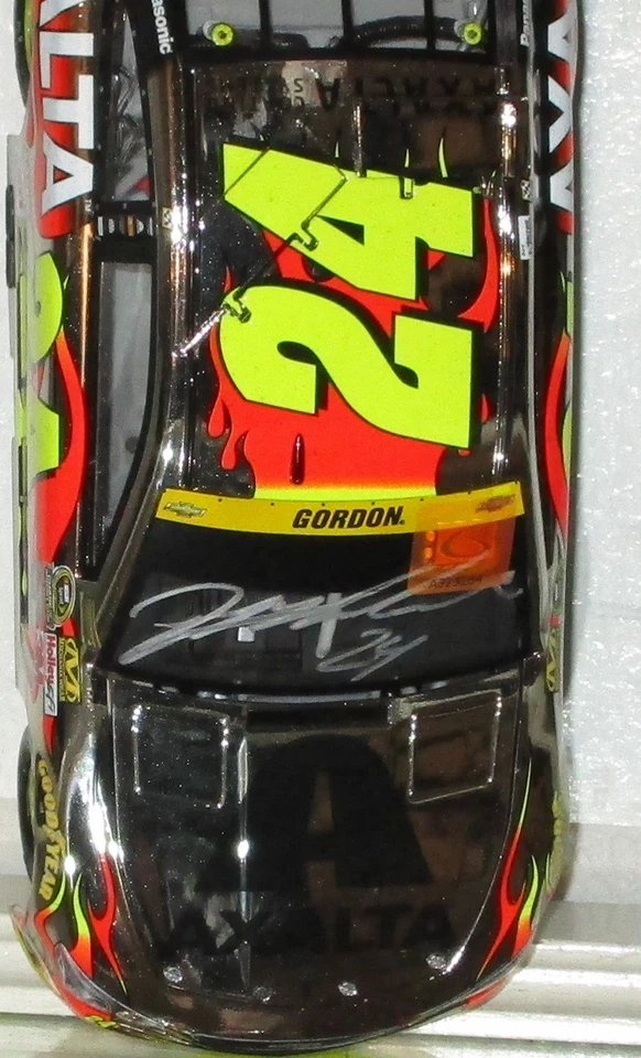 Jeff Gordon #24 Axalta Homestead 2015 versión de carrera color cromo certificado de autenticidad autografiado Foto 2 de 4